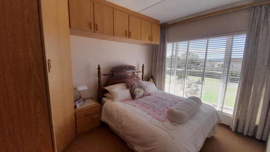 3 Bedroom Property for Sale in Campher Park Eastern Cape